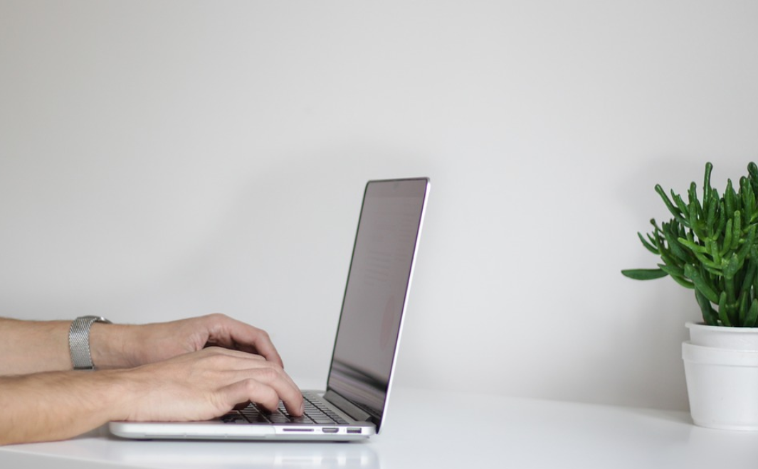 práce na počítači